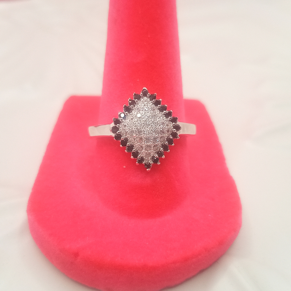 Elegant Silver and Black Diamond Ring